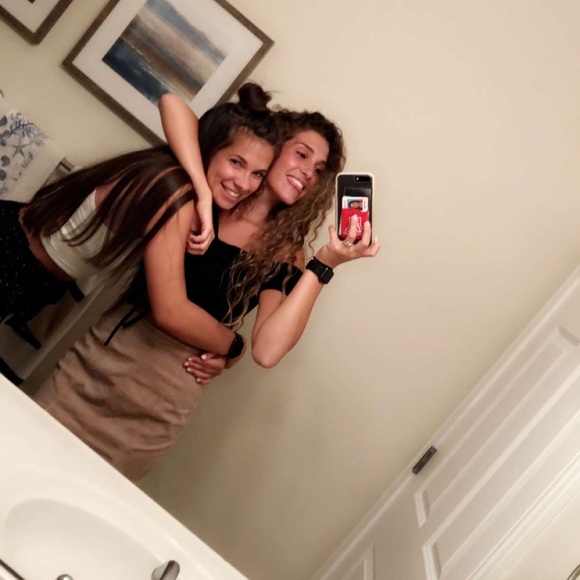 Meet your Posher, Emma - Picture 1 of 1